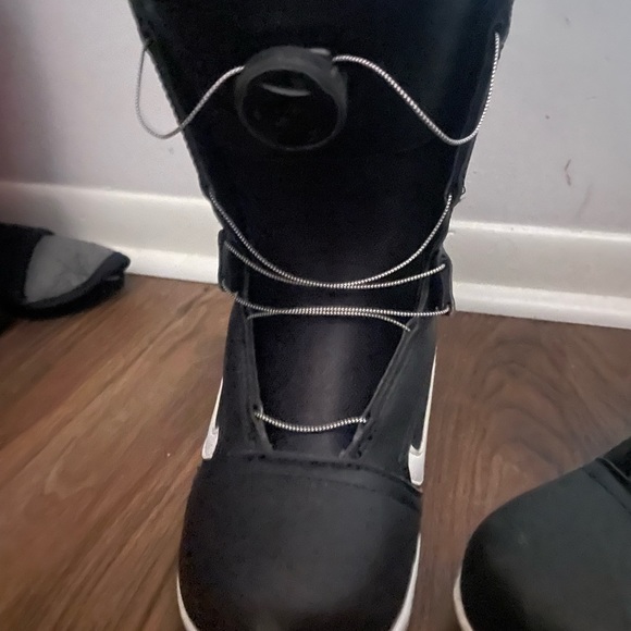 Vans Aura OG Snowboard Boot 2023 - Picture 1 of 4